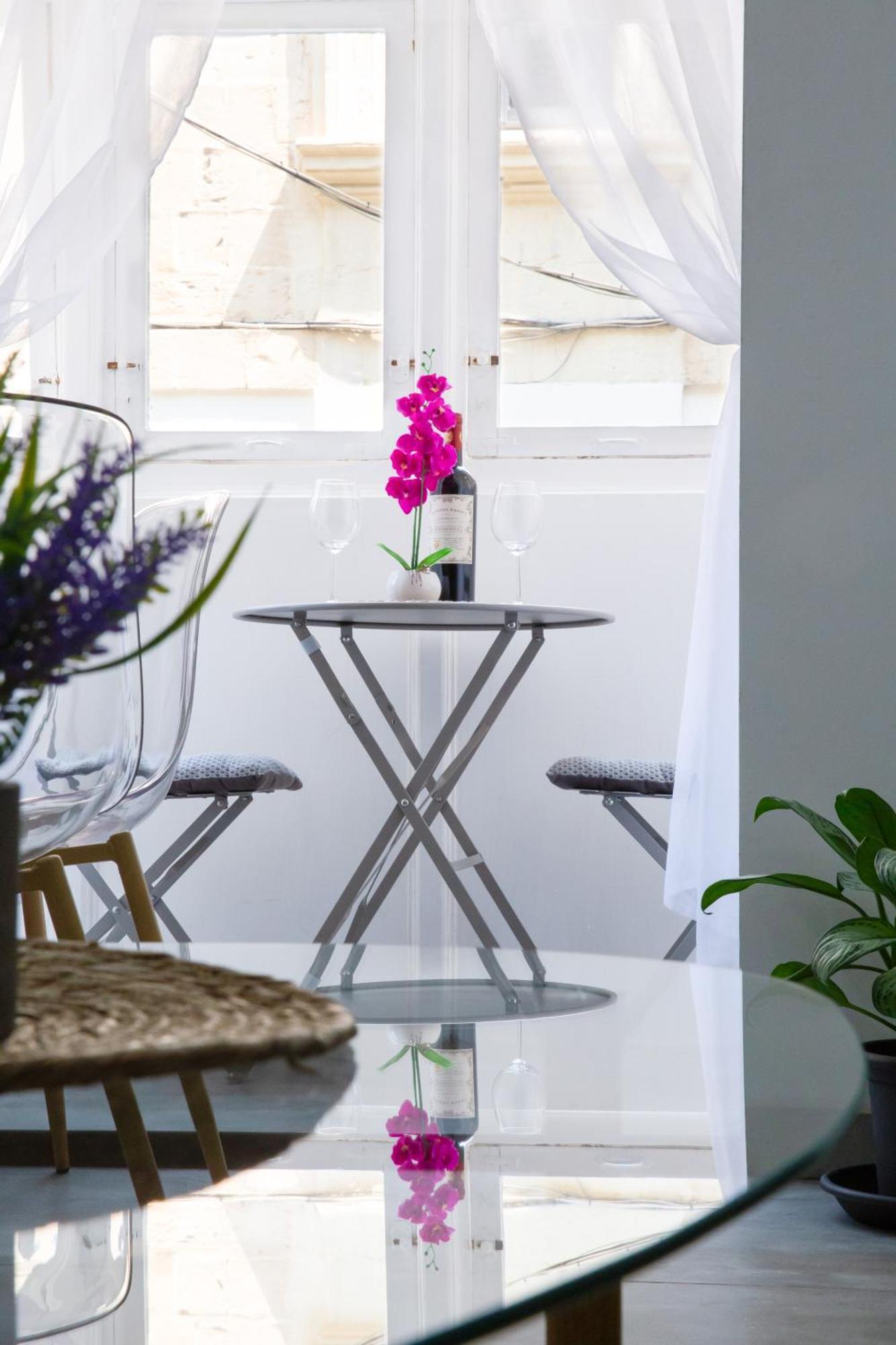 Valletta Waterfront 2 Beds Flat By Arcobnb Floriana Exterior foto